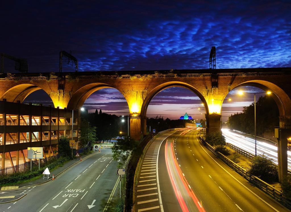 The Manchester ストックポート エクステリア 写真